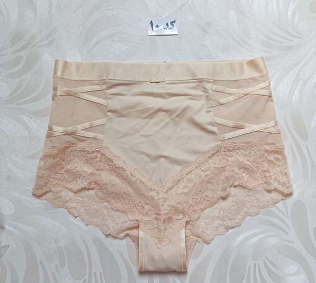 شورت زنانه برند TU انگلستان در چند طرح 